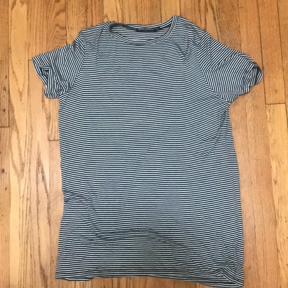 BRANDY MELVILLE t shirt dress! ONLY WORN ONCE - Picture 3 of 4